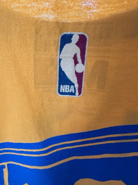 Adidas Golden State Warriors Curry 30 The City T Shirt Mens Medium Yellow NBA - Picture 7 of 9